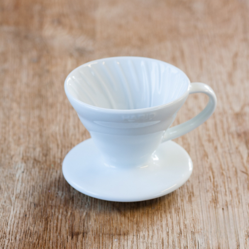 Druppelaar V60 wit keramiek 02 (1 tot 4 kopjes) 1