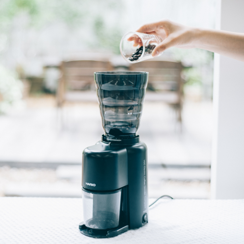 Compacte elektrische koffiemolen - Hario 2