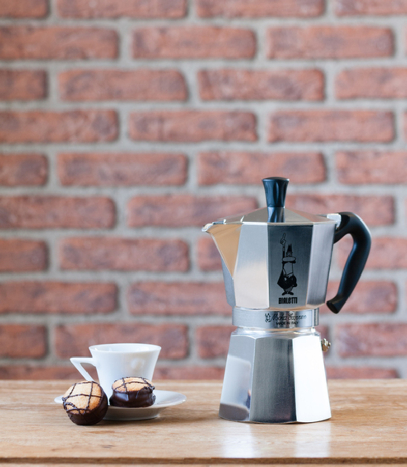 Induction coffee maker from Bialetti 6 cups 1